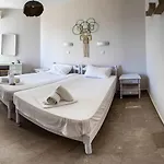 Bob's Aparthotel 3*