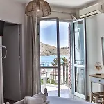 Bob's Tolón