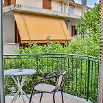 Bob's Aparthotel