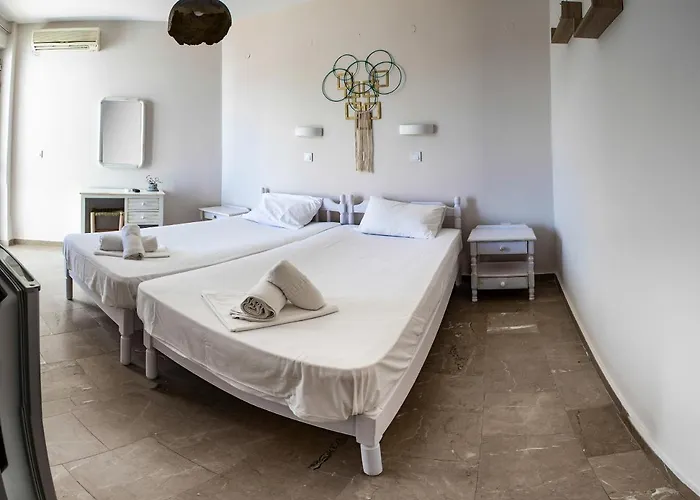 Bob's Apartmanhotel 3*